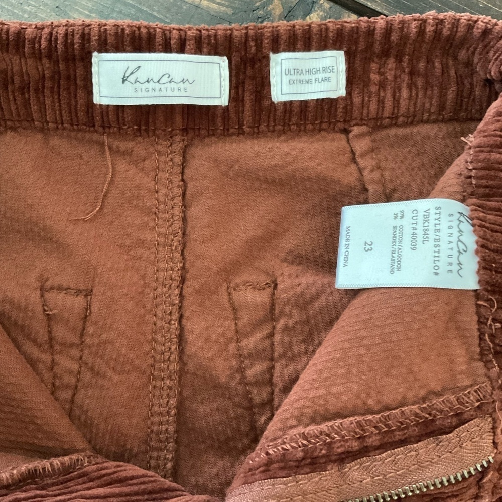 NWOT, Kancan Signature, Exclusive to Buckle, UH Extreme Flare, SZ 23 - Picture 9 of 10